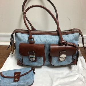 Dooney & Bourke handbag